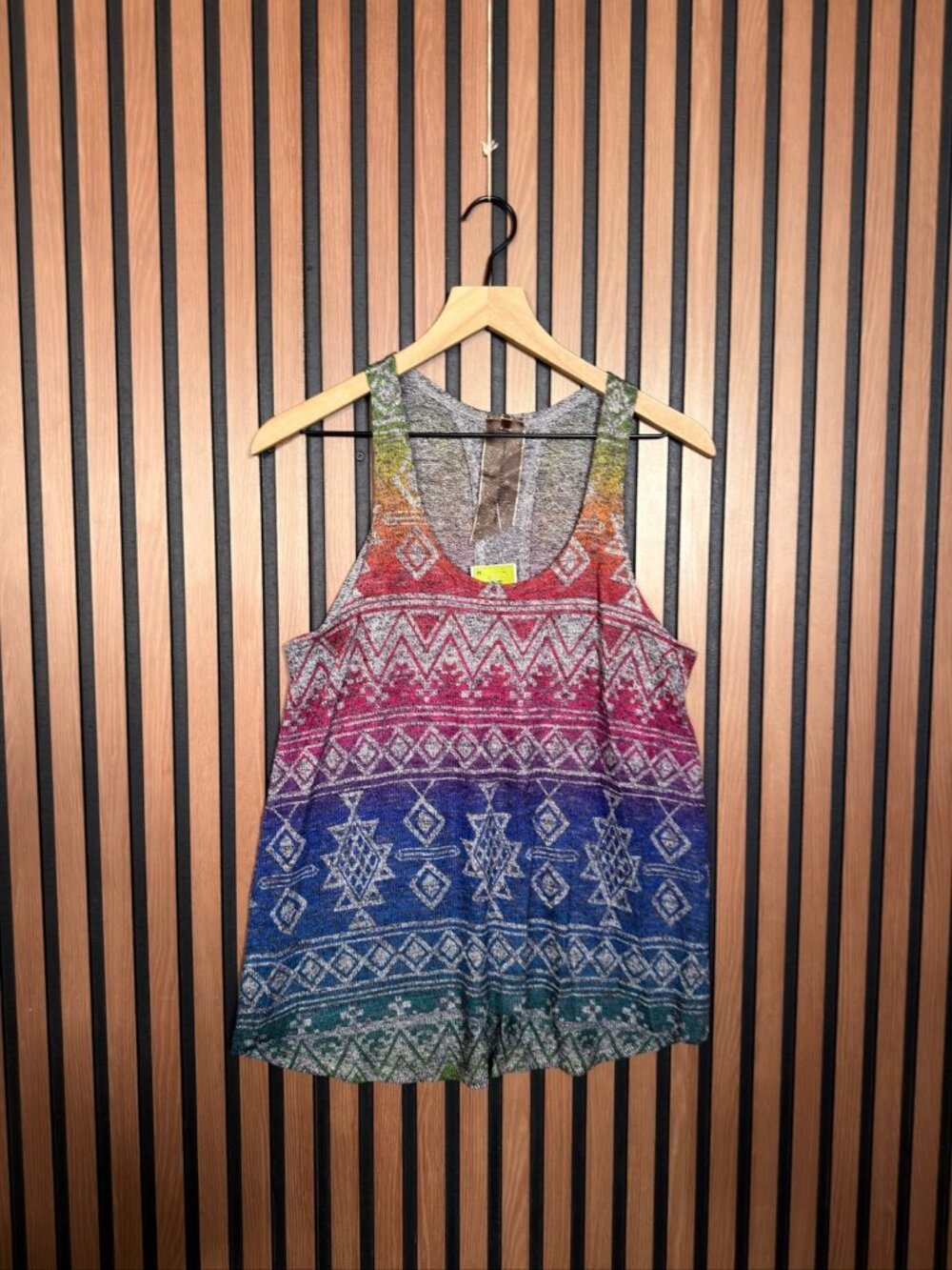 New Moon Collection Tank Top Large Multicolor Western Civilization Print Cut Out